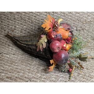 Vintage Wicker Basket Cornucopia Horn THANKSGIVING Harvest Fall Centerpiece